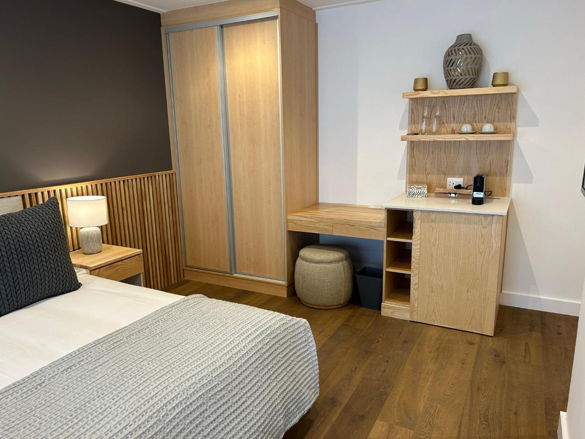 Mirabelle Guesthouse 弗朗斯胡克 外观 照片