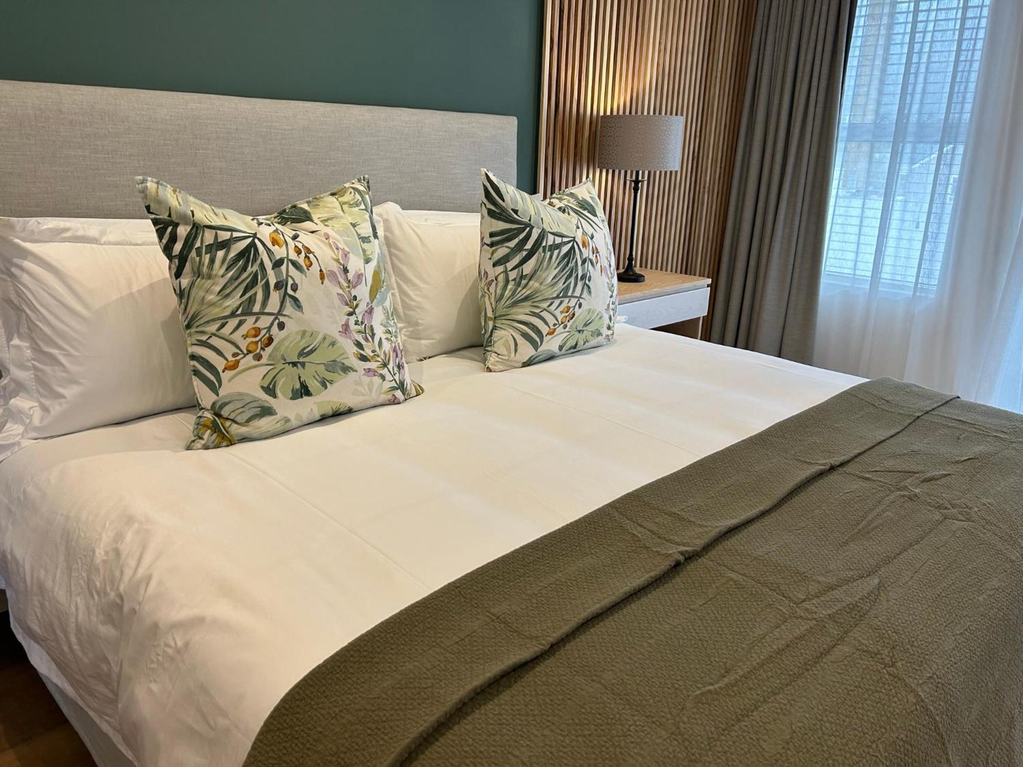 Mirabelle Guesthouse 弗朗斯胡克 外观 照片